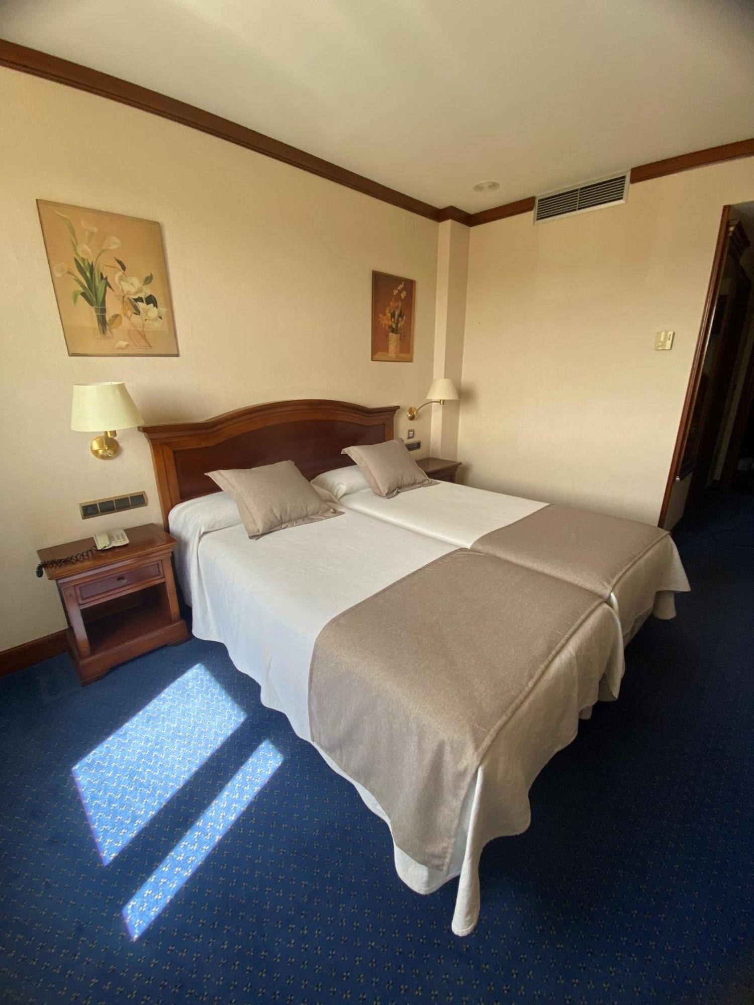 Hotel Villa De Almazán Exteriér fotografie