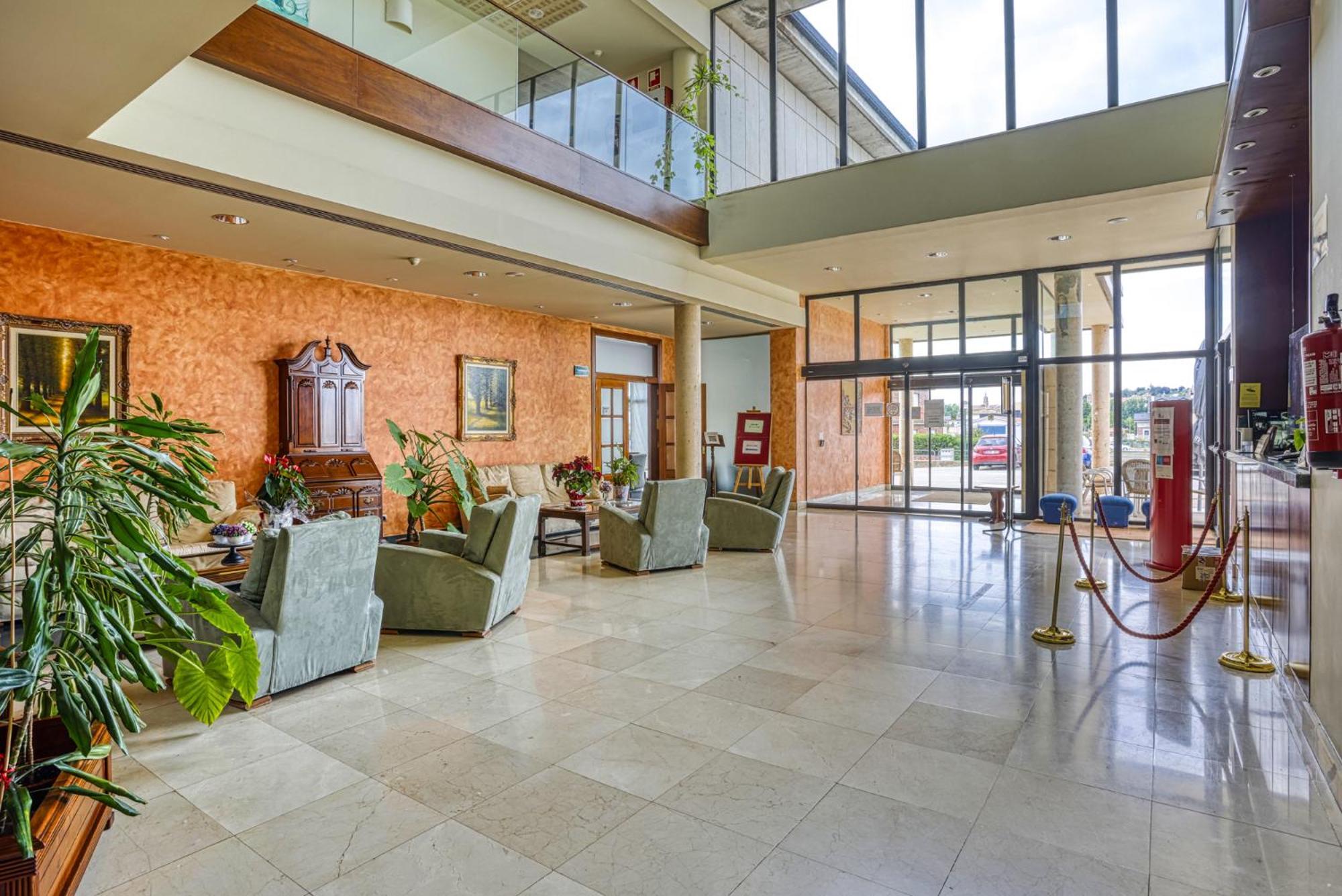 Hotel Villa De Almazán Exteriér fotografie